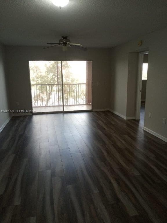 Building Photo - 1351 SW 141st Ave