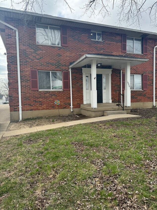 Foto principal - 1408 Jackson Ln