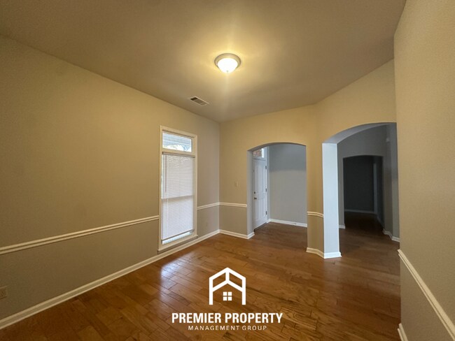 Foto del edificio - 8374 Kings Trail Cove