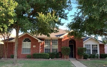 Building Photo - 1824 Caddo Lake Dr
