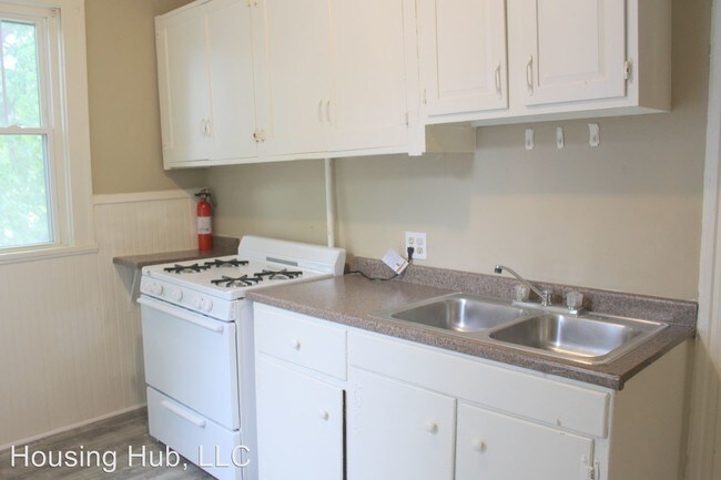 Foto del edificio - 496-498 E North St