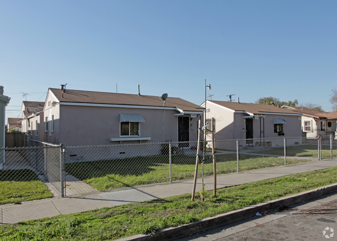 Primary Photo - 3718-3720 E 57th St