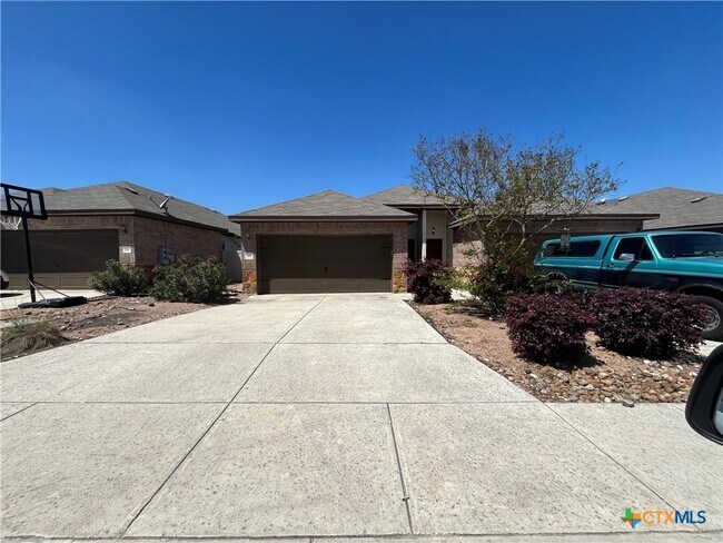 Foto del edificio - 170 Joanne Cv