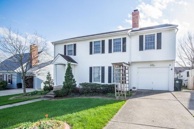 Building Photo - 736 Lori Ln