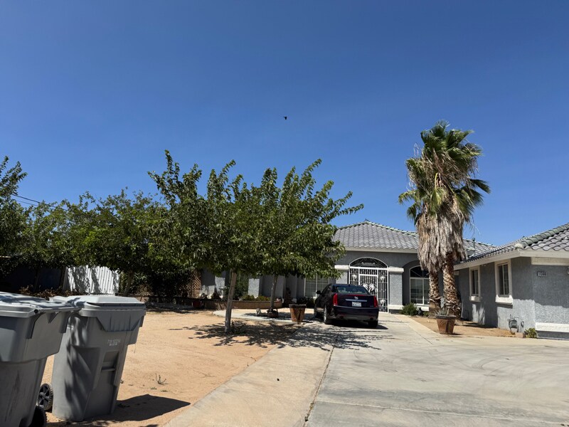 Foto principal - 11360 Cottonwood Ave