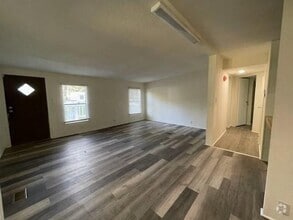 Building Photo - 111 Plott Dr