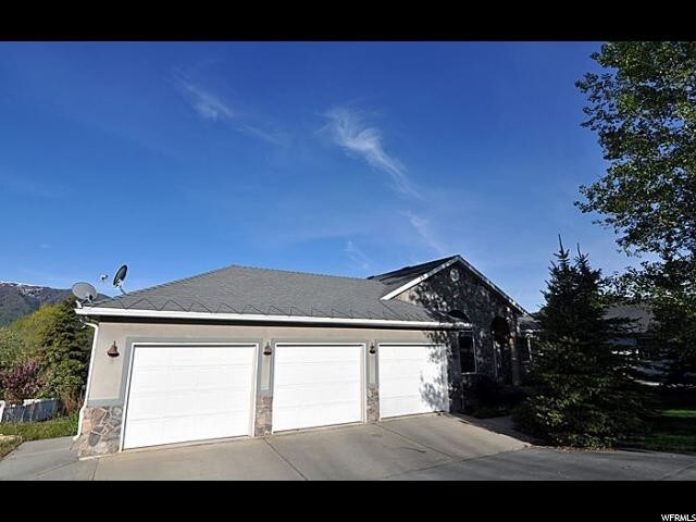 Building Photo - 4103 N Wolf Ridge Cir