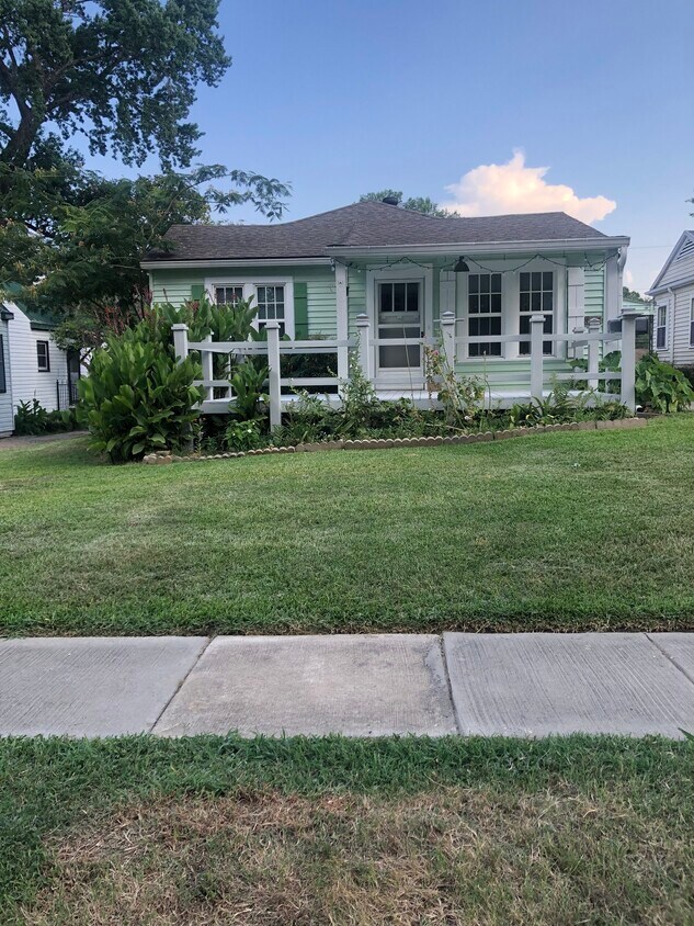 637 Dudley Dr, Shreveport, LA 71104 House Rental in Shreveport, LA