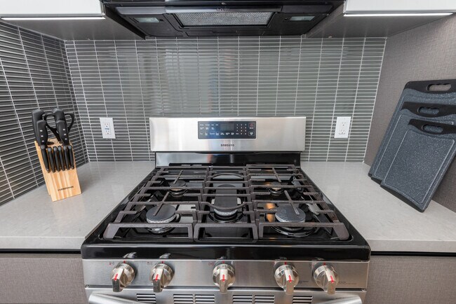 Foto del edificio - 837 S Harvard Blvd