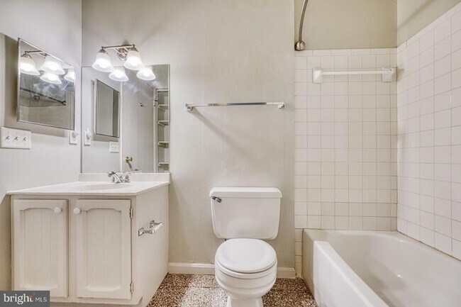 Foto del edificio - 2028 Mt Royal Terrace