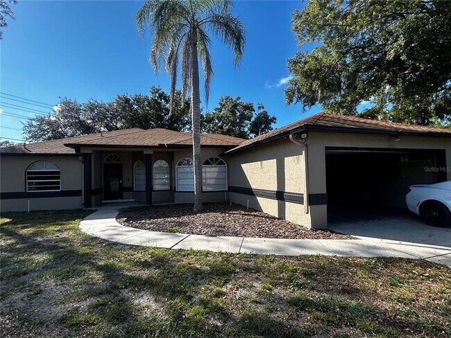 Building Photo - 3701 Parkway Blvd