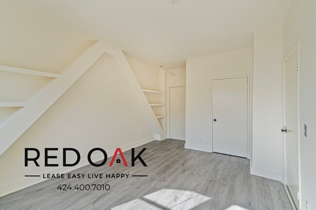 Foto del edificio - 537 S Kenmore Ave
