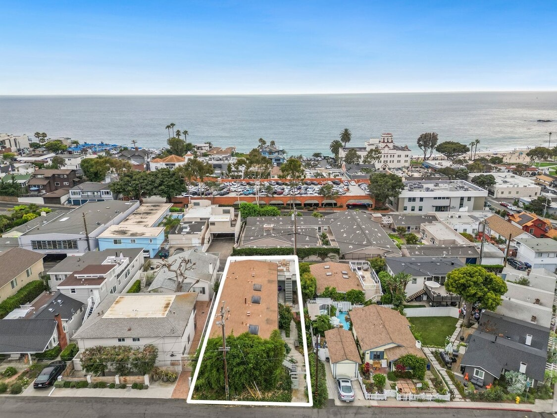 Primary Photo - Catalina Apartments