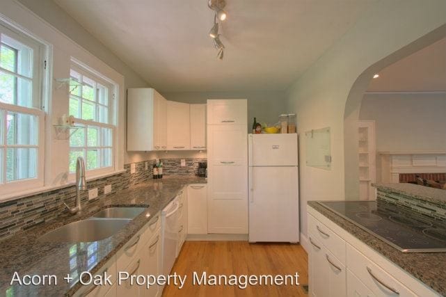 Building Photo - 2 br, 1 bath House - 1505 N Duke St.