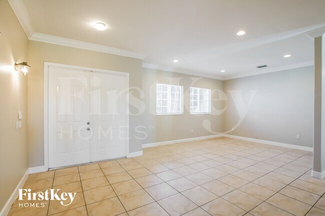 Building Photo - 18686 SW 132nd Ave