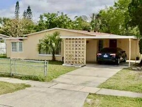 4717 Town N Country Blvd