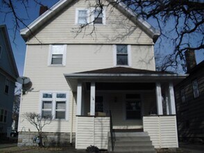 Building Photo - 1115 4th St SE