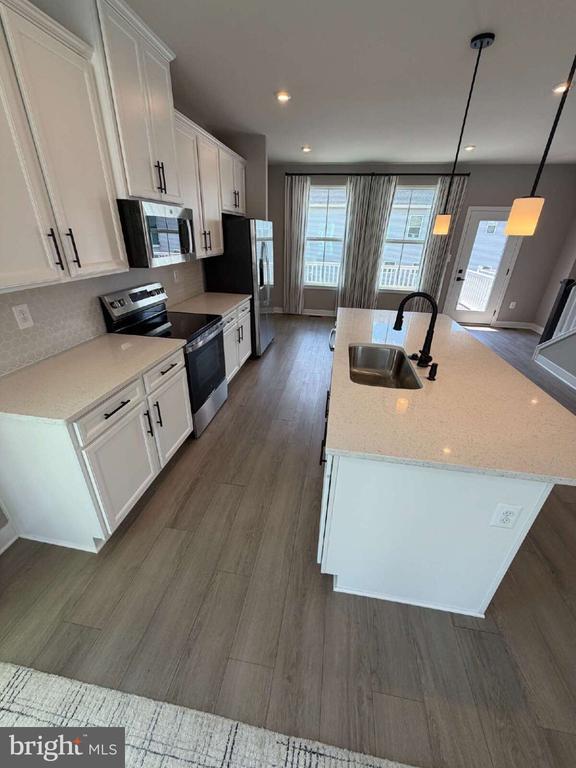 Foto del edificio - 8700 Stevenson Ln