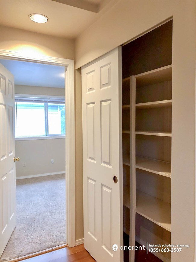 Foto del edificio - 2811 NE 115th St