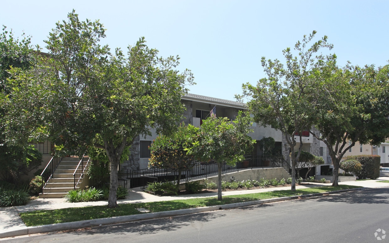 Building Photo - 460-468 E Santa Anita Ave