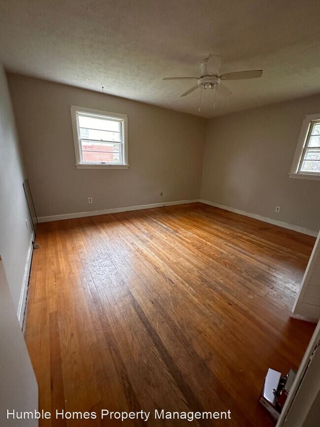 Building Photo - 3 br, 1.5 bath House - 1603 Benson St