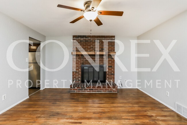 Foto del edificio - 2191 Rountree Drive