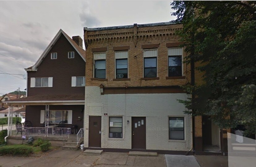 544546 Bessemer Ave, East Pittsburgh, PA 15112 Apartments in East