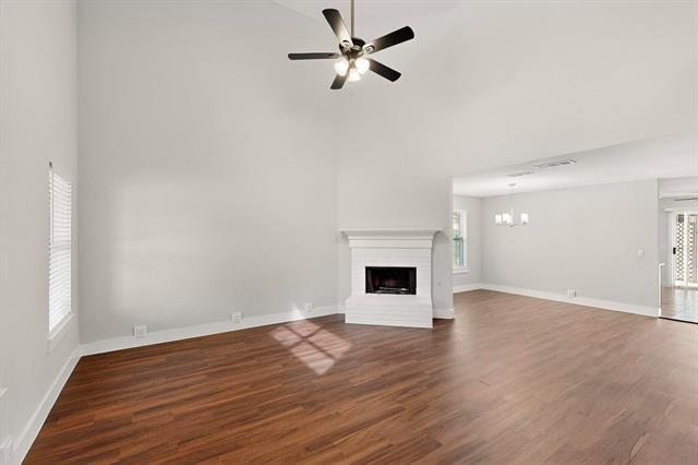 Building Photo - 204 Prentice Dr