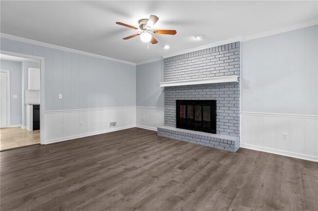 Foto del edificio - 4019 Shady Dr NW