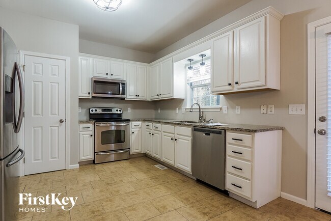 Foto del edificio - 543 Hunter Hills Way