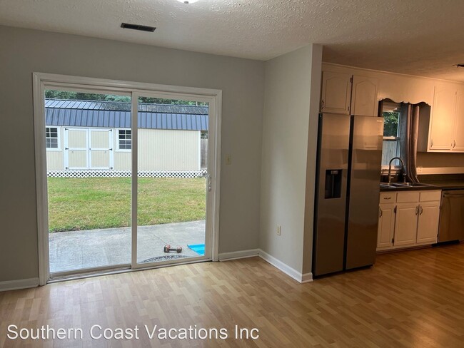 Building Photo - 3 br, 2 bath House - 904 Veneda Court
