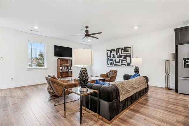 Building Photo - 1545 Cosette Dr