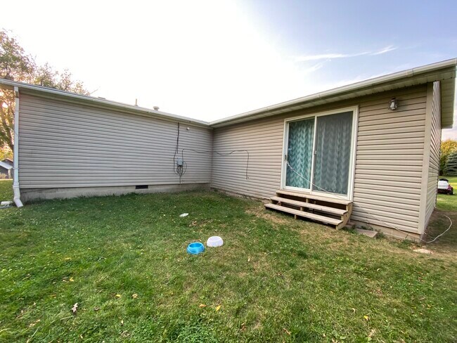 Building Photo - 2475 Freshour Rd