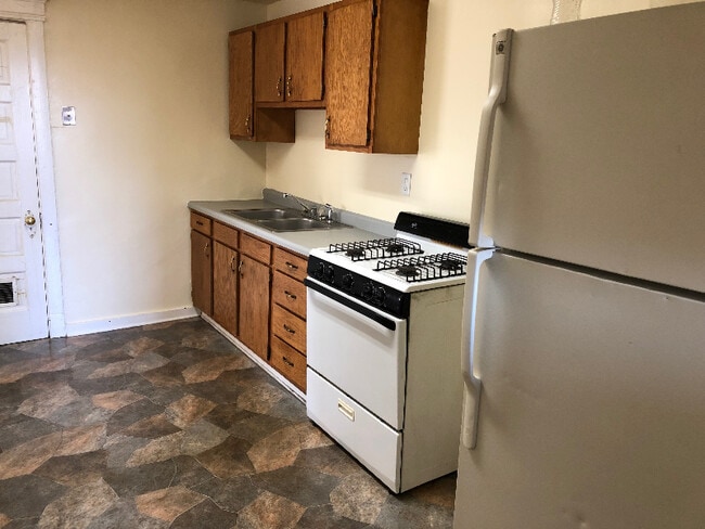 Foto del edificio - 1815 E 136th St