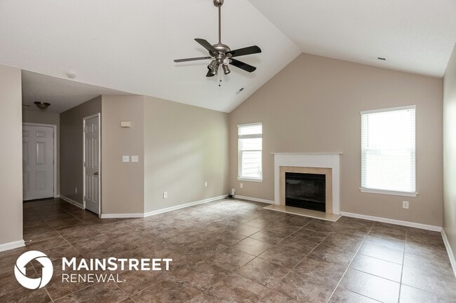 Foto del edificio - 8625 Flowers Ct