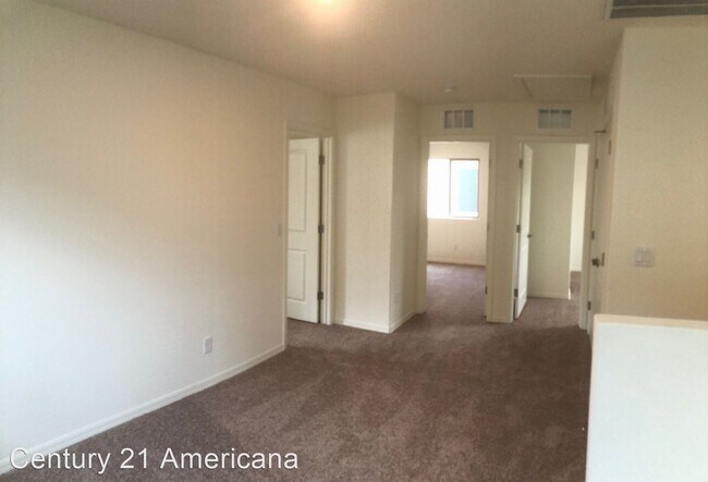Building Photo - 2476 Silk Tree Mimosa St