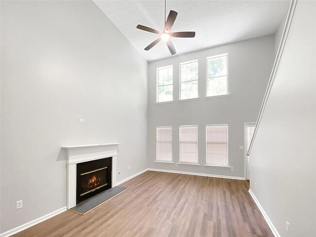 Foto del edificio - 1232 Gates Cir SE