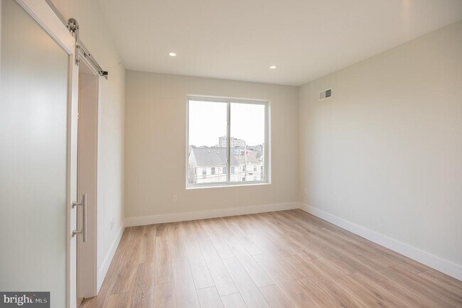 Foto del edificio - 1517 N 9th St