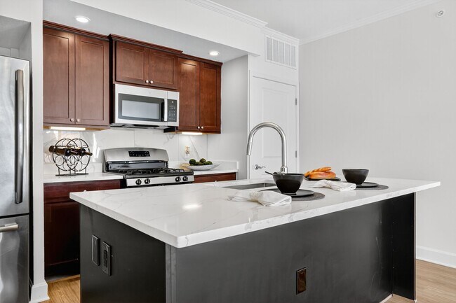 Refined Kitchen - Luxe at Union Hill