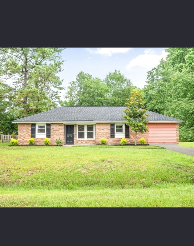 Building Photo - 4452 Elderwood Dr