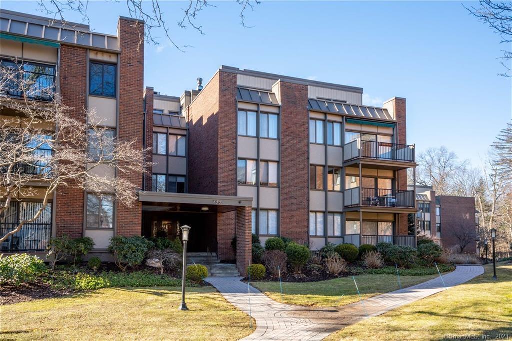 Primary Photo - 795 Prospect Ave