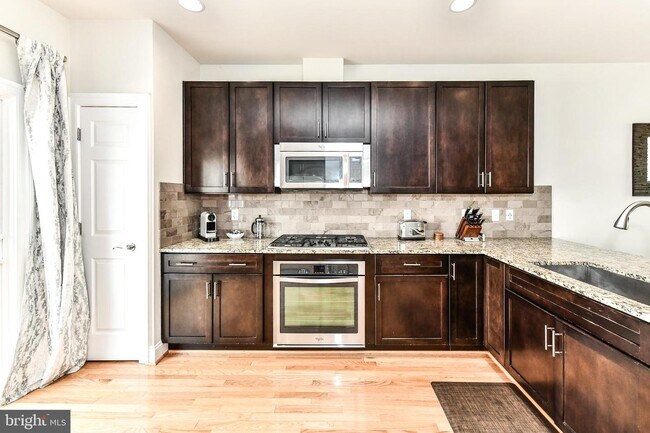 Foto del edificio - 9607 Stockwell Ln