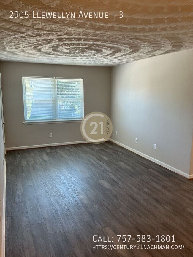 Foto del edificio - 2905 Llewellyn Ave