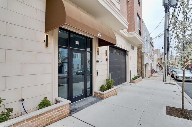 Foto del edificio - 212 70th St