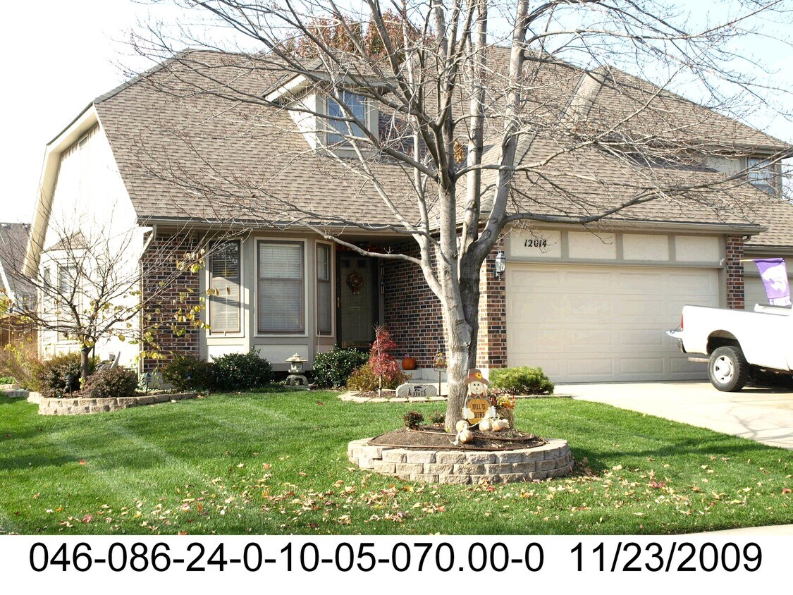 Foto principal - 12014 Slater St