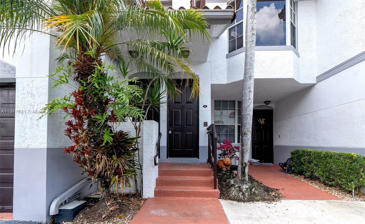 Primary Photo - 745 SW 148th Ave