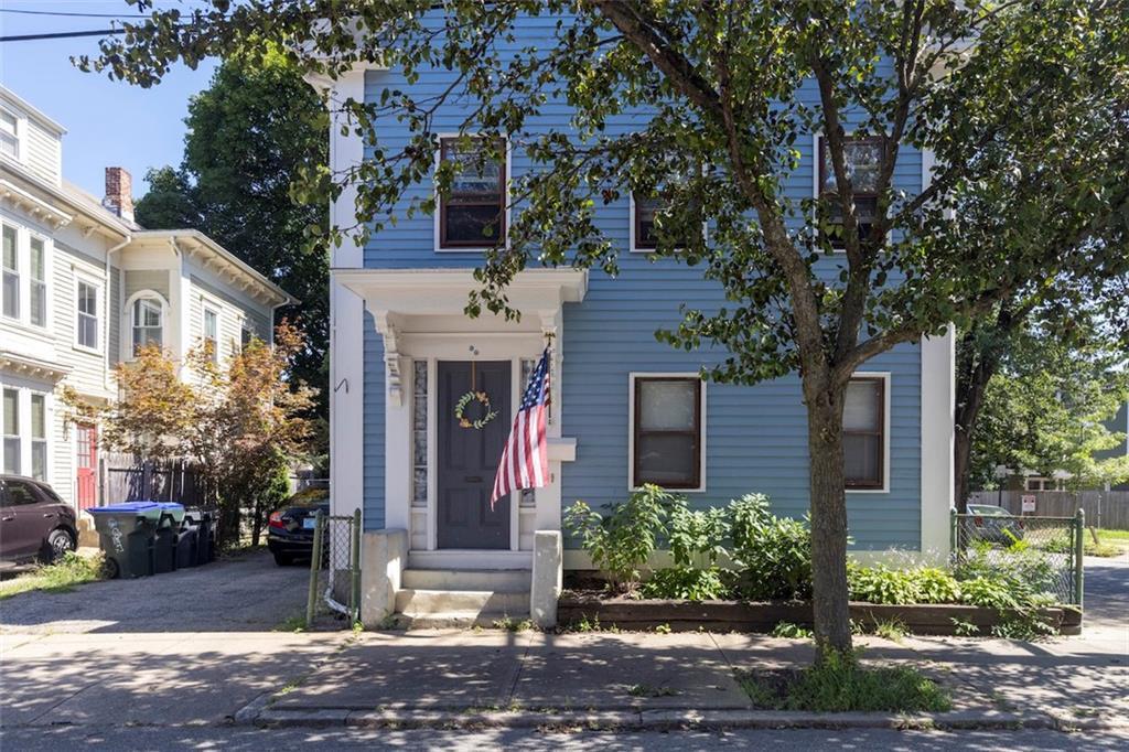 Foto principal - 90 Tobey St