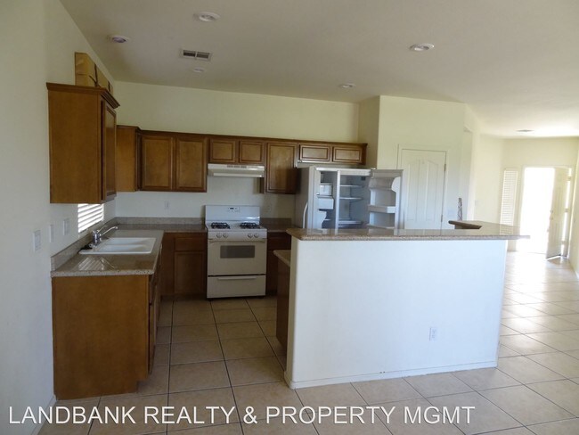 Building Photo - 3 br, 2 bath House - 5960 Pavilion Lakes