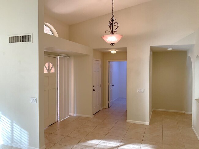 Building Photo - 15808 E Jericho Dr