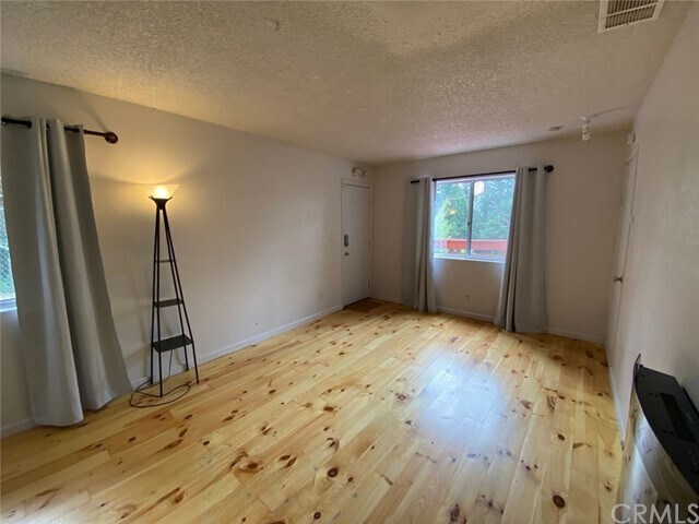 Building Photo - 23707 Zuger Dr